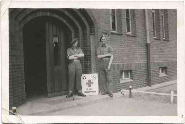 Images/grandad photos0013.jpg